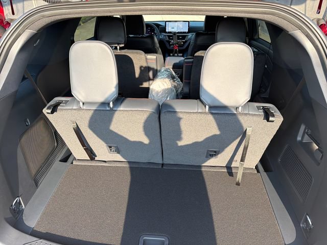 New 2027 Ford Explorer ST-Line w/ Premium Package AWD/4WD image 7