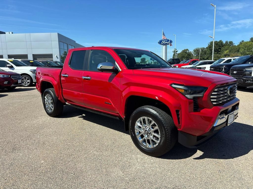 Used 2025 Toyota Tacoma Limited AWD/4WD image 1