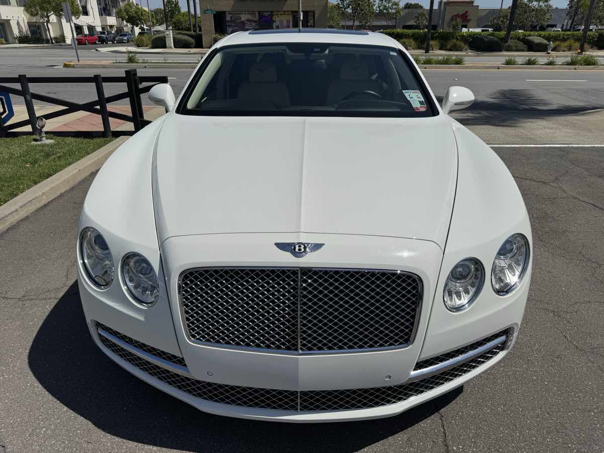 Used 2016 Bentley Flying Spur W12 image 11