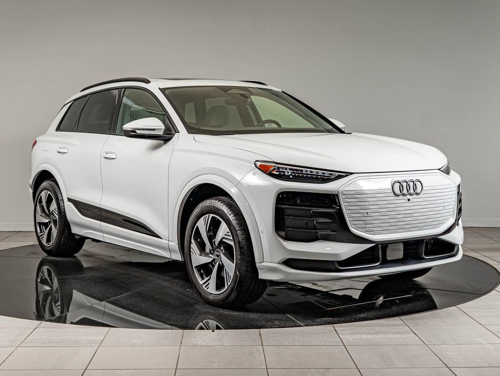 Certified 2025 Audi Q6 e-tron Premium Plus w/ Premium Plus AWD/4WD image 3