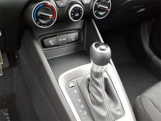 New 2026 Hyundai Venue SE image 13