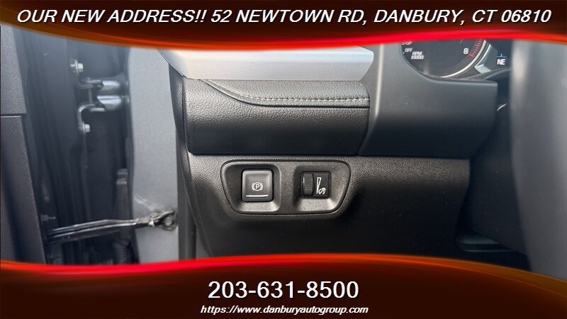 Used 2020 GMC Acadia SLE w/ Driver Convenience Package AWD/4WD image 18