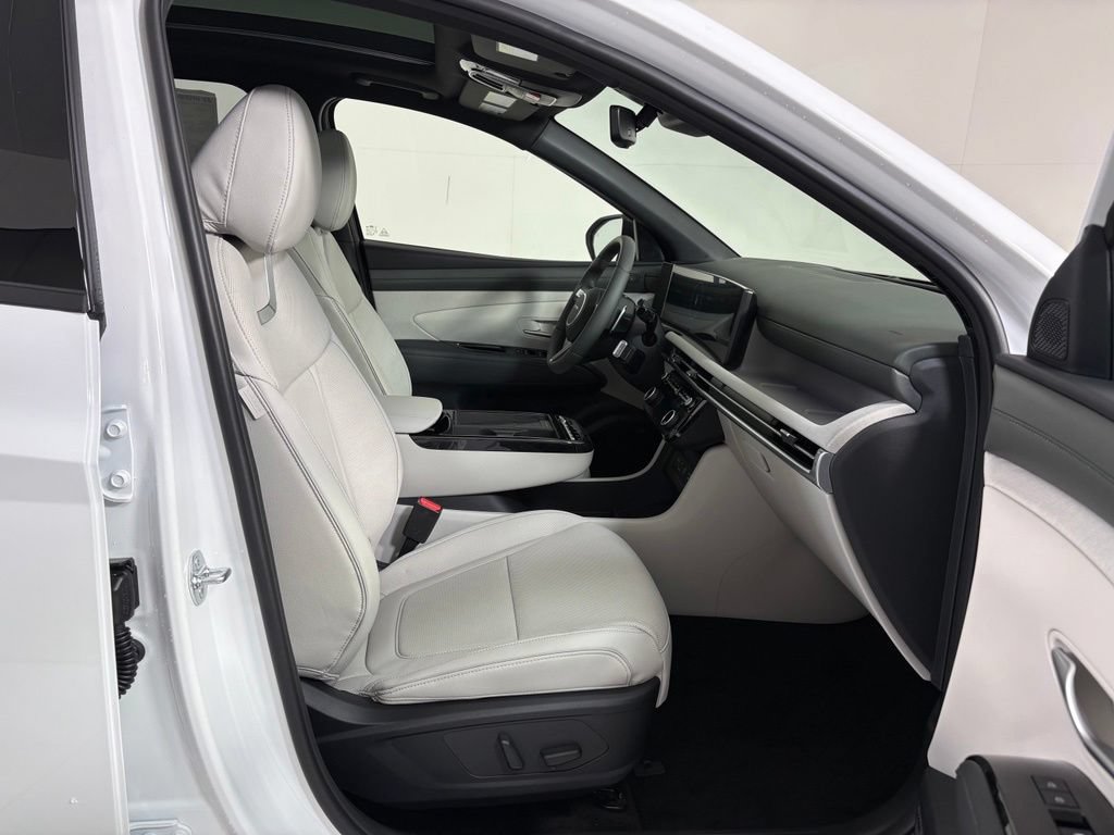 New 2026 Hyundai Tucson Limited FWD image 11
