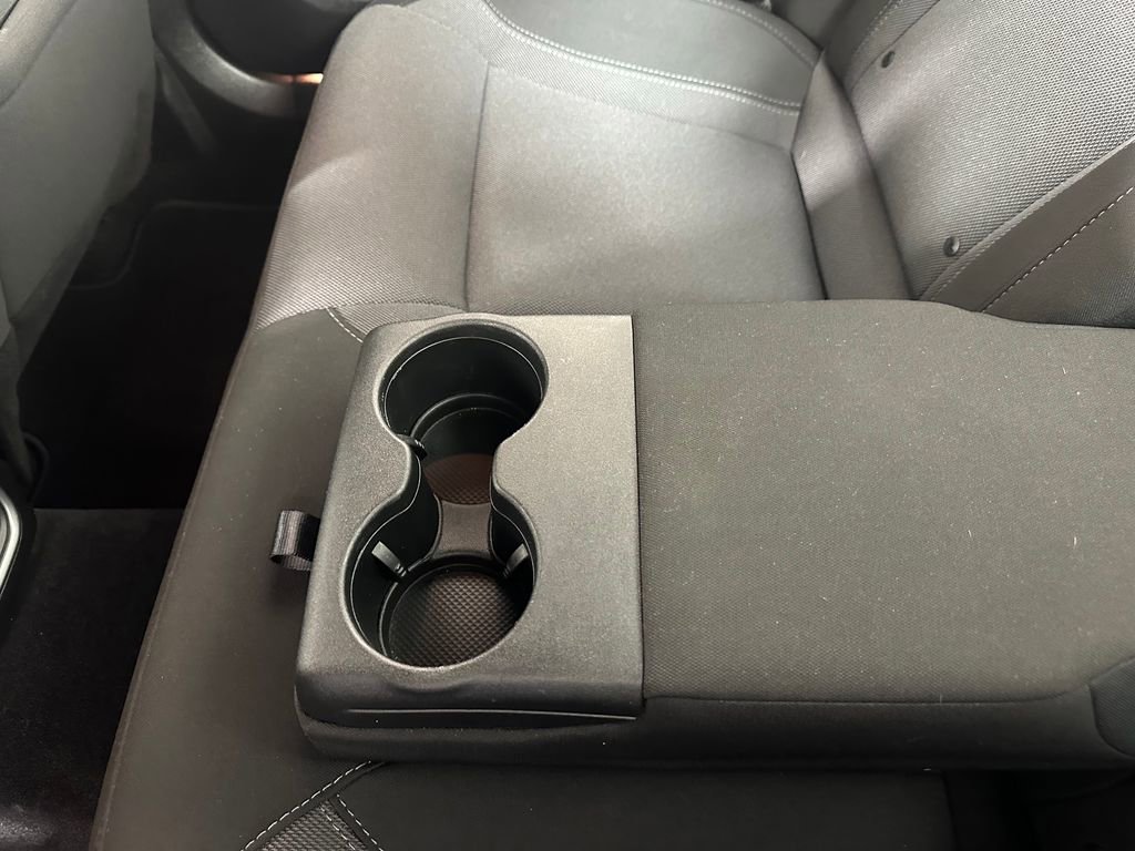 Used 2020 Dodge Charger SXT RWD image 21