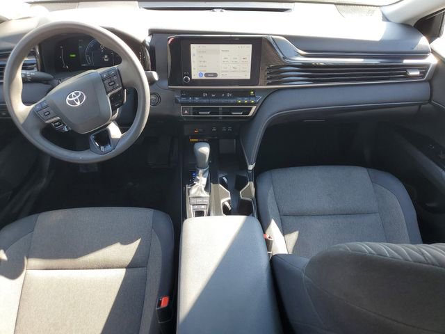 Used 2025 Toyota Camry LE image 15