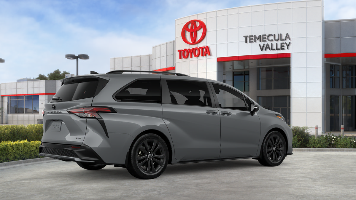 New 2026 Toyota Sienna XSE FWD image 12