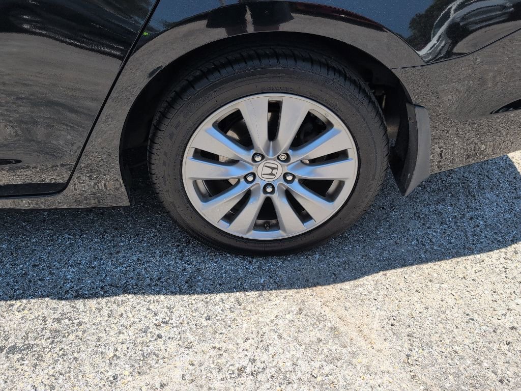 Used 2012 Honda Accord EX-L image 12
