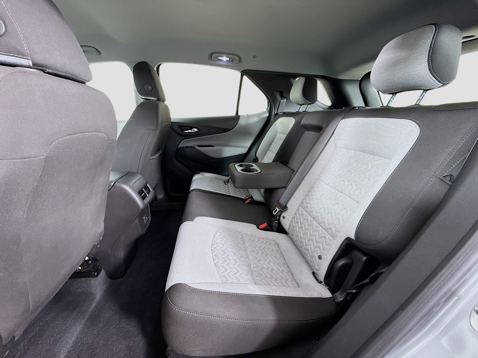 Used 2023 Chevrolet Equinox LS FWD image 23