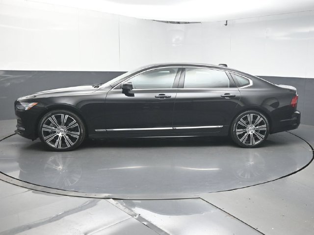 Used 2023 Volvo S90 B6 Plus AWD/4WD image 5
