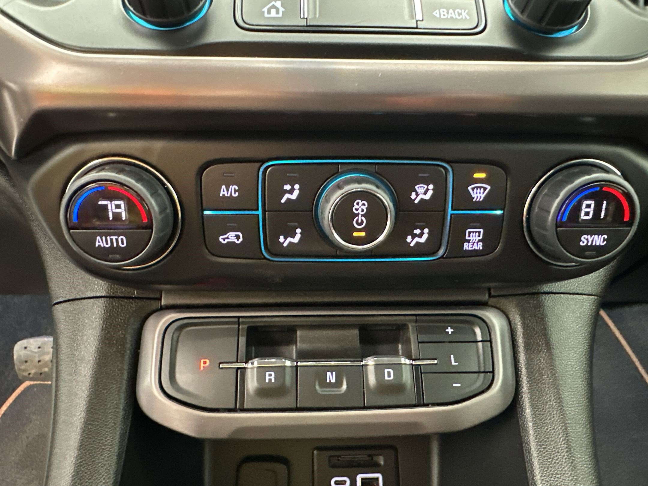 Certified 2023 GMC Acadia AT4 image 17