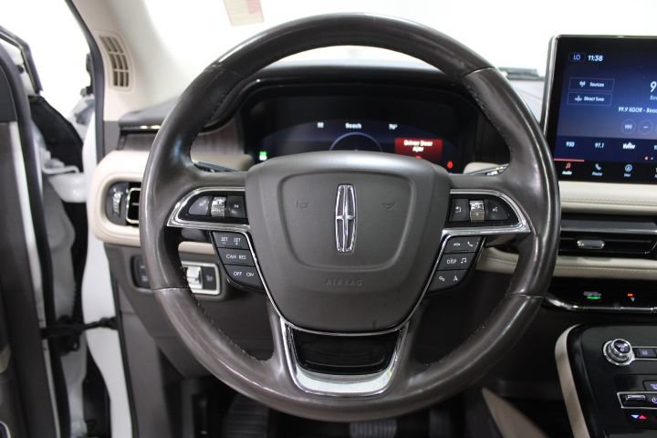 Used 2022 Lincoln Nautilus Reserve AWD/4WD image 40