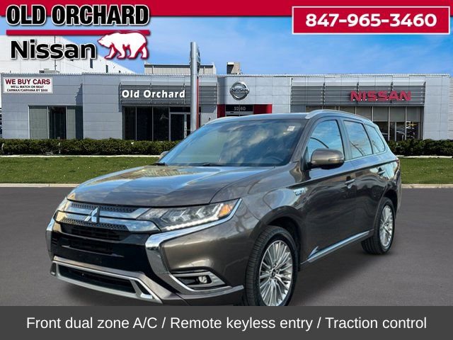 Used 2020 Mitsubishi Outlander SEL image 1