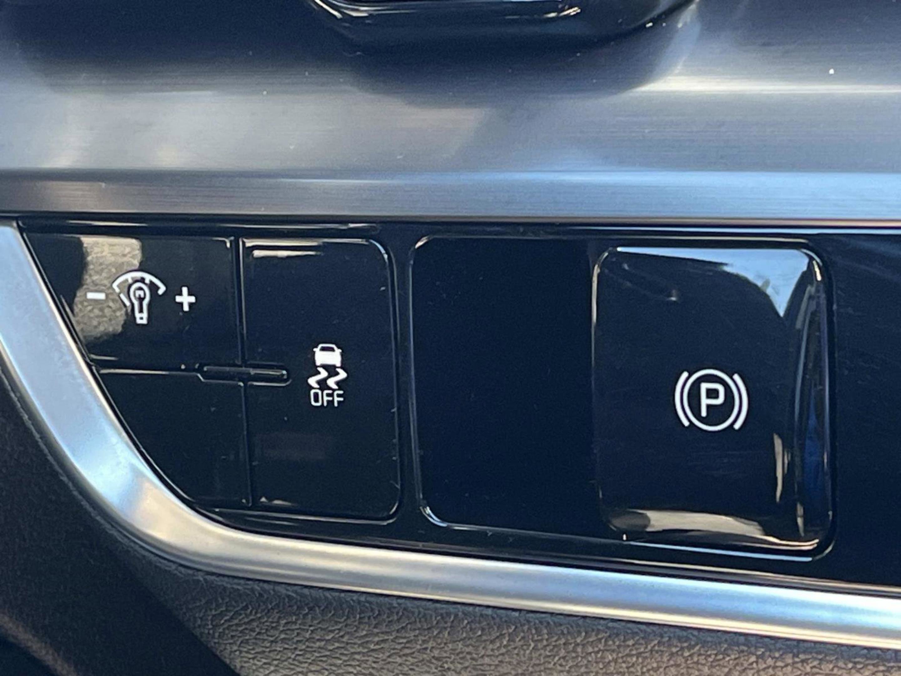 Used 2023 Kia Sportage EX image 32