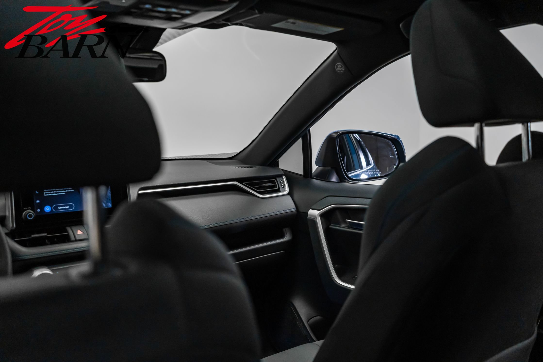 Used 2023 Toyota RAV4 SE w/ Convenience Package image 44