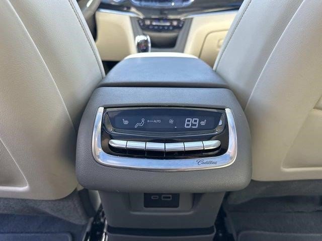 Certified 2024 Cadillac XT6 Premium Luxury AWD/4WD image 25