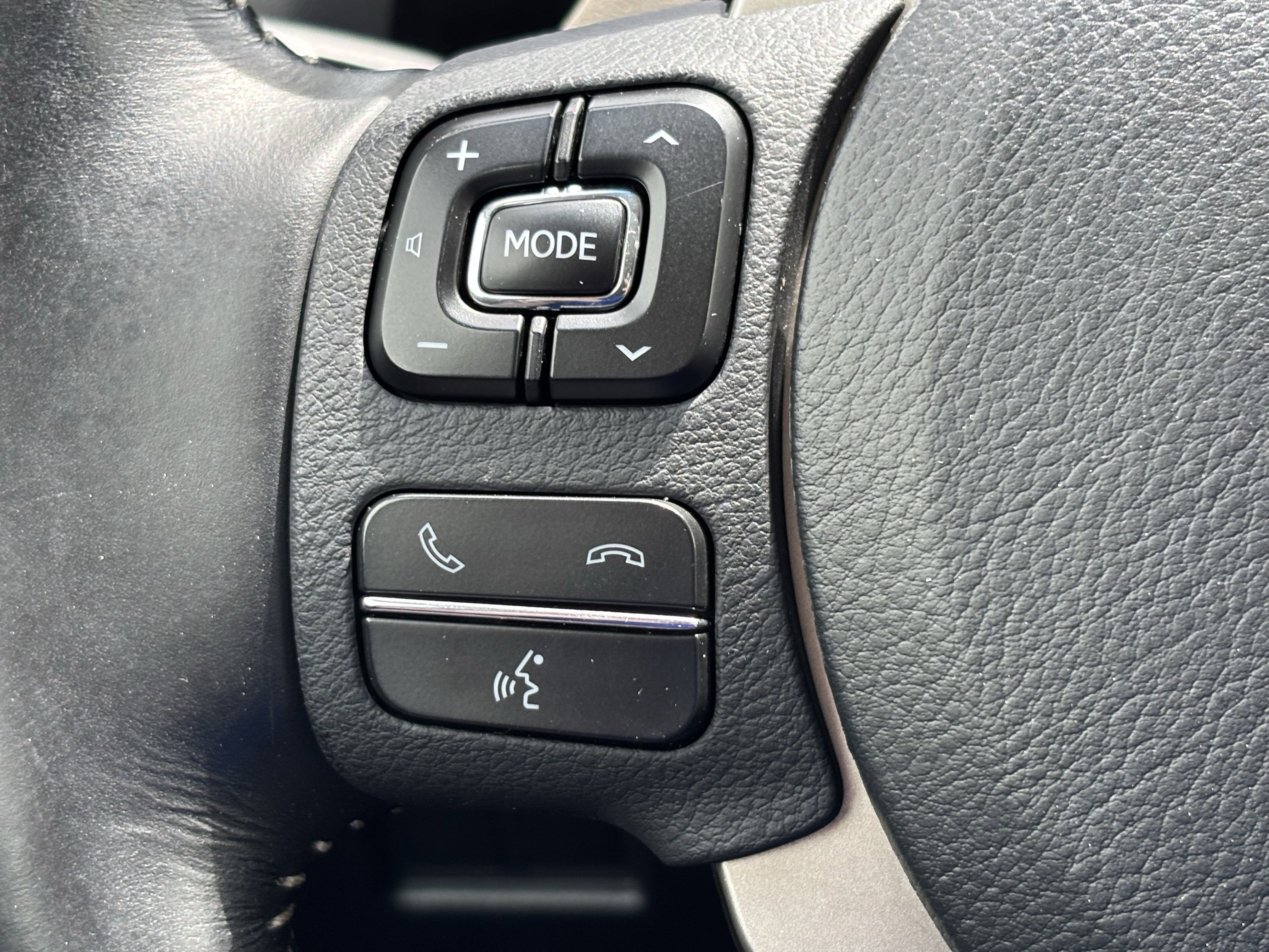 Used 2019 Lexus NX 300h AWD w/ Comfort Package image 19