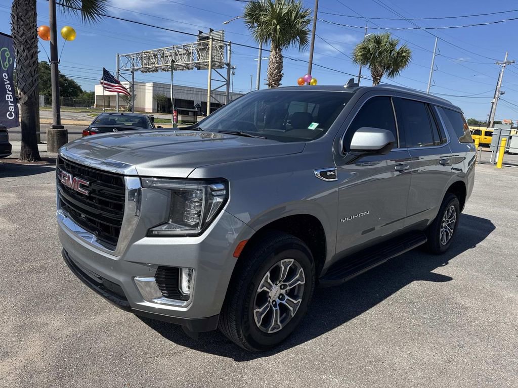 Used 2023 GMC Yukon SLE w/ Gmc Pro Safety Plus Package AWD/4WD image 4