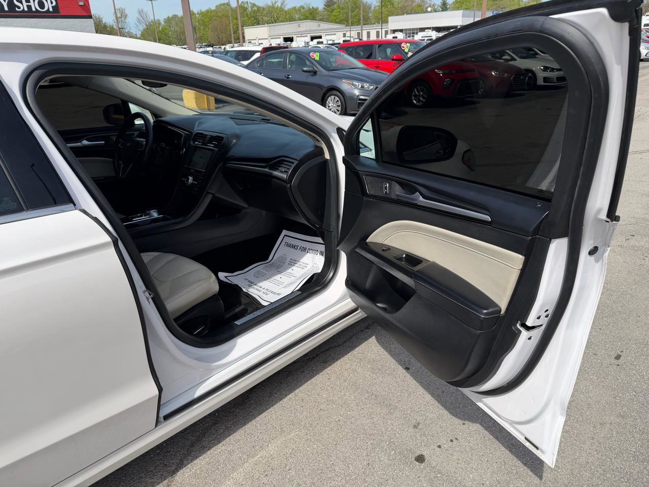 Used 2018 Ford Fusion Titanium FWD image 9