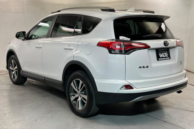 Used 2017 Toyota RAV4 XLE w/ All Weather Liner Package AWD/4WD image 3
