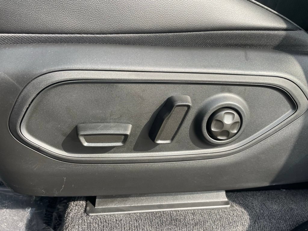 New 2026 Jeep Grand Cherokee Altitude AWD/4WD image 27