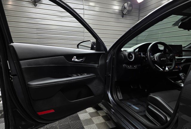 Used 2023 Kia Forte GT-Line FWD image 32
