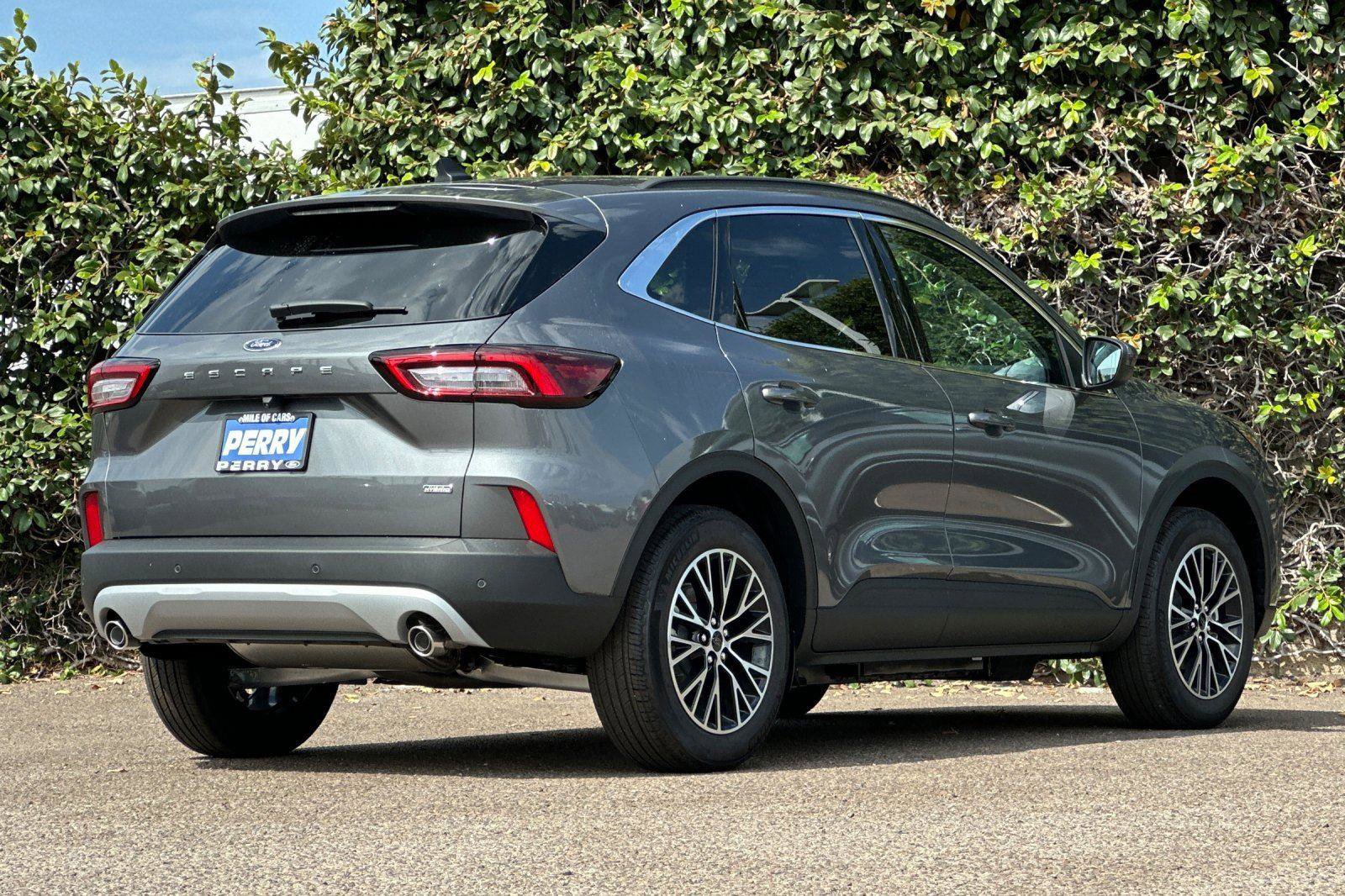 New 2025 Ford Escape SE image 4