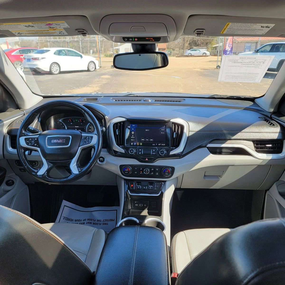 Used 2021 GMC Terrain SLT image 12