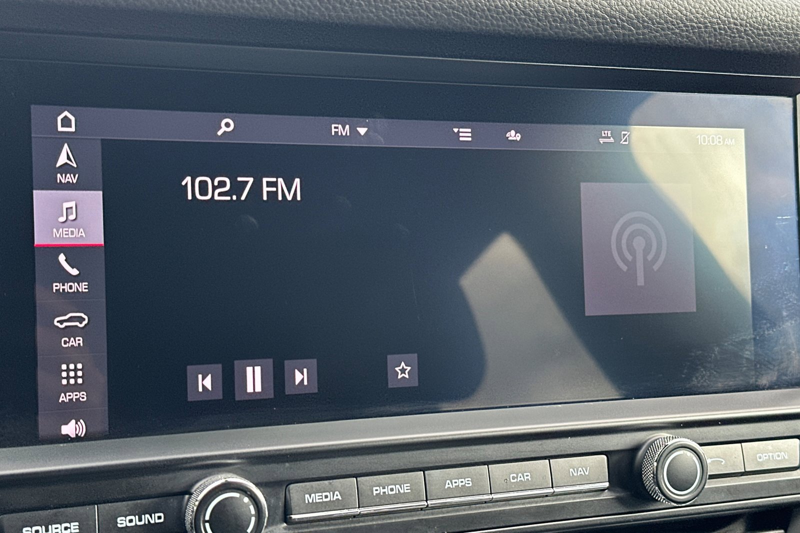 Used 2020 Porsche Macan image 19