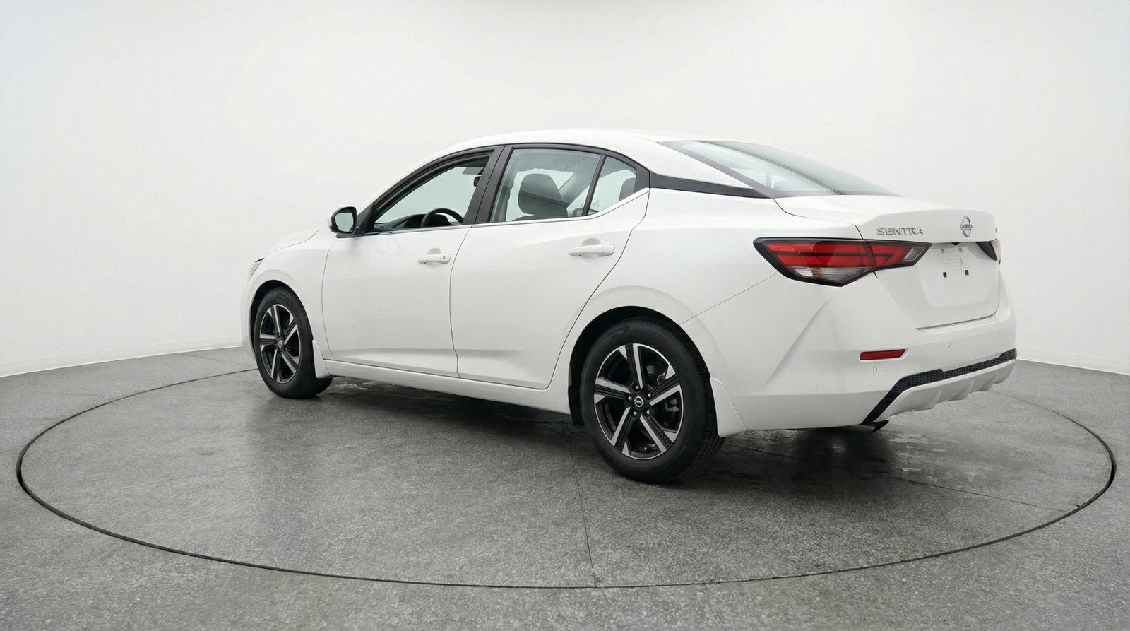 Used 2025 Nissan Sentra SV FWD image 6