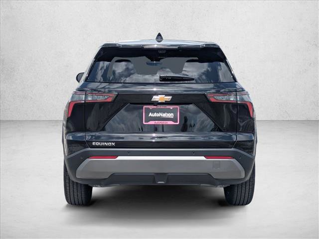 New 2026 Chevrolet Equinox LT w/ Convenience Package II FWD image 8