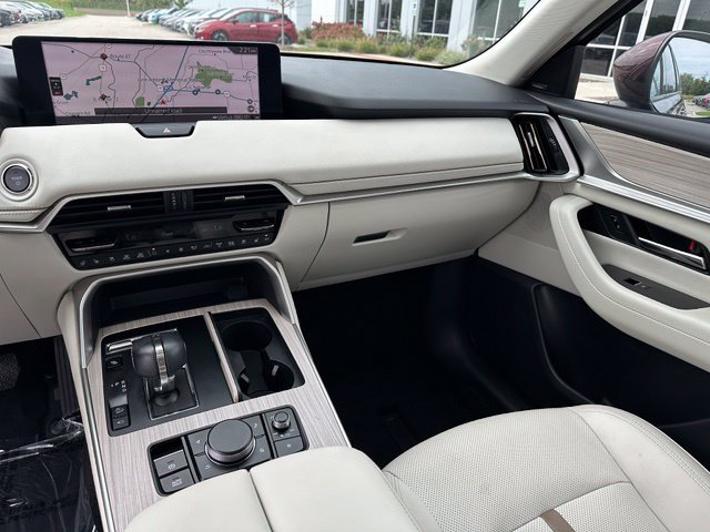 Used 2024 MAZDA CX-90 Plug-In Hybrid w/ Premium Plus AWD/4WD image 22