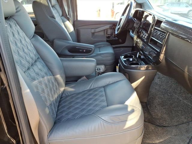 New 2026 GMC Savana 2500 w/ Driver Convenience Package image 7