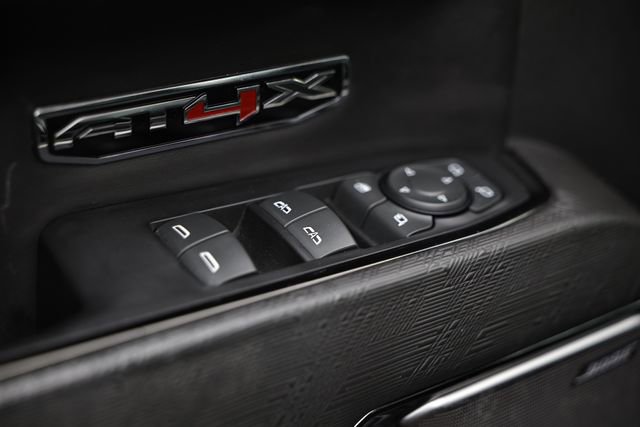 Used 2023 GMC Sierra 1500 AT4X AWD/4WD image 17