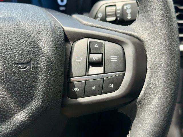 Used 2025 Ford Ranger Lariat w/ FX4 Off-Road Package AWD/4WD image 17