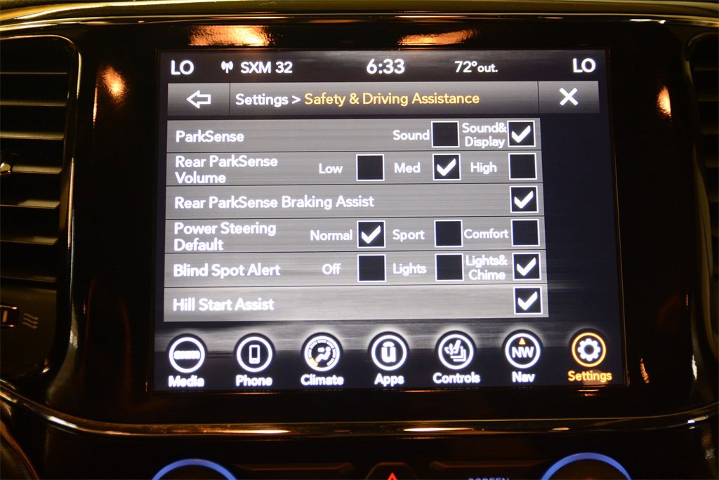 Used 2022 Jeep Grand Cherokee Laredo E w/ Security & Convenience Group image 24
