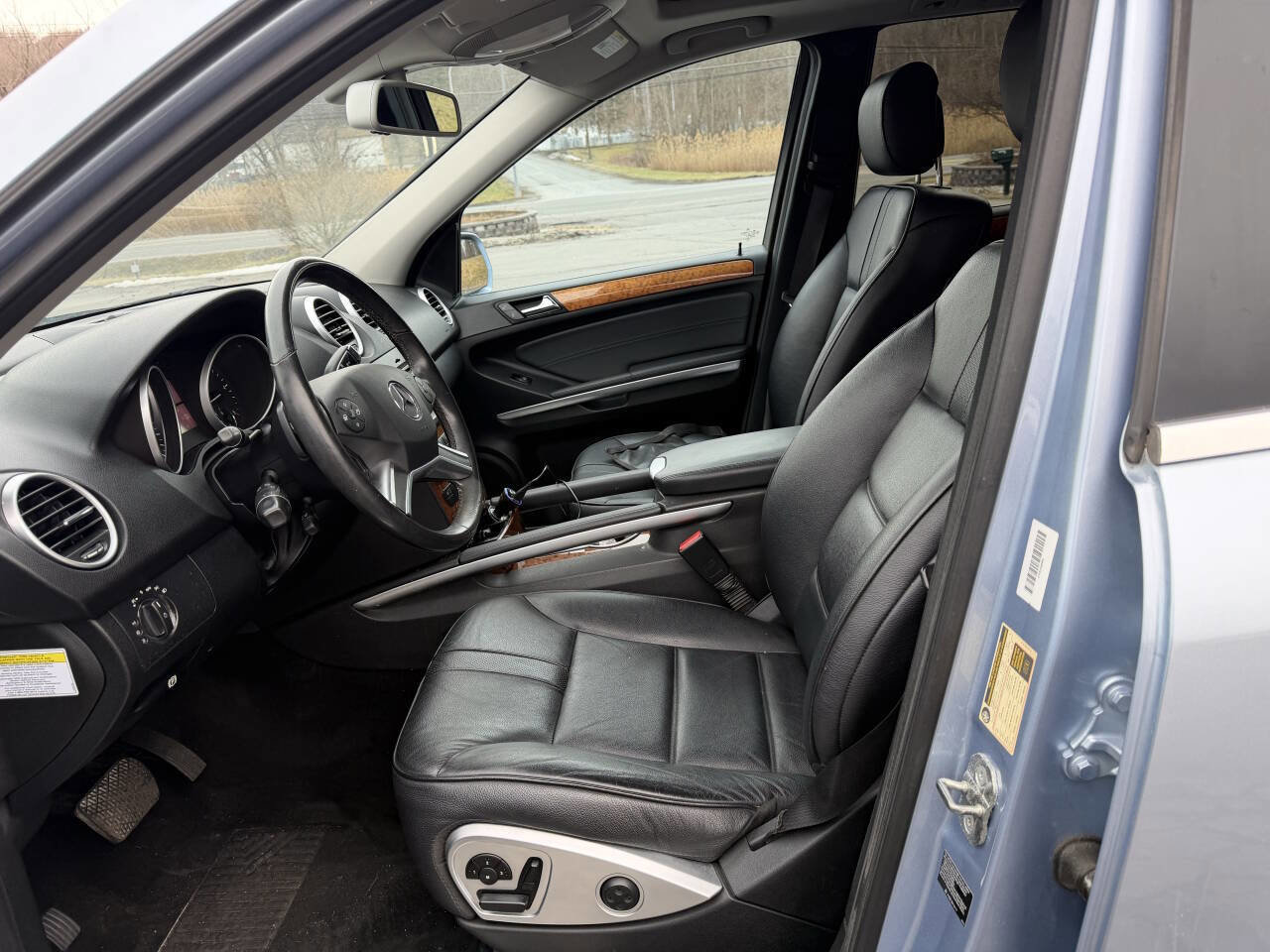 Used 2010 Mercedes-Benz ML 350 BlueTEC 4MATIC image 9