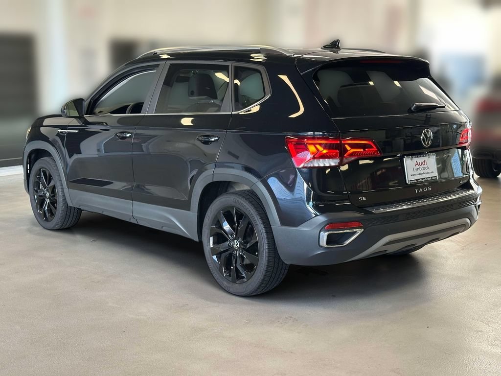 Used 2023 Volkswagen Taos SE w/ Black Wheel Package AWD/4WD image 6
