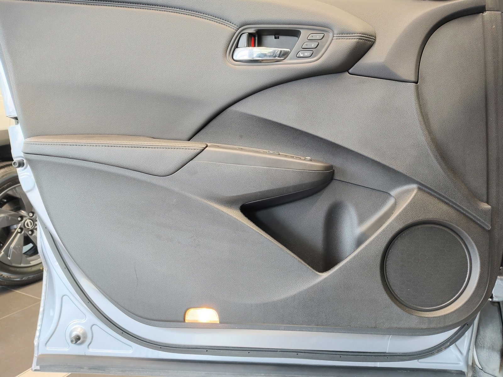 Used 2016 Acura RDX Base image 26