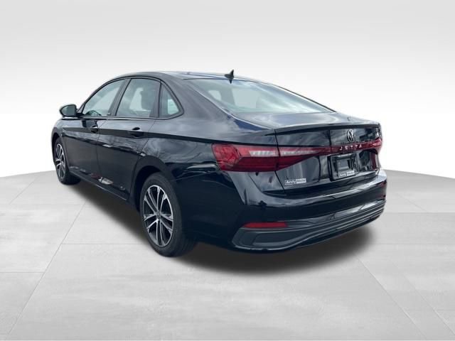 Used 2025 Volkswagen Jetta Sport image 5