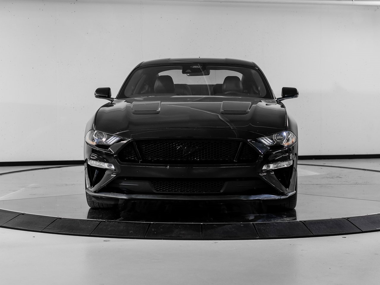 Used 2022 Ford Mustang GT Premium w/ Equipment Group 401A image 10