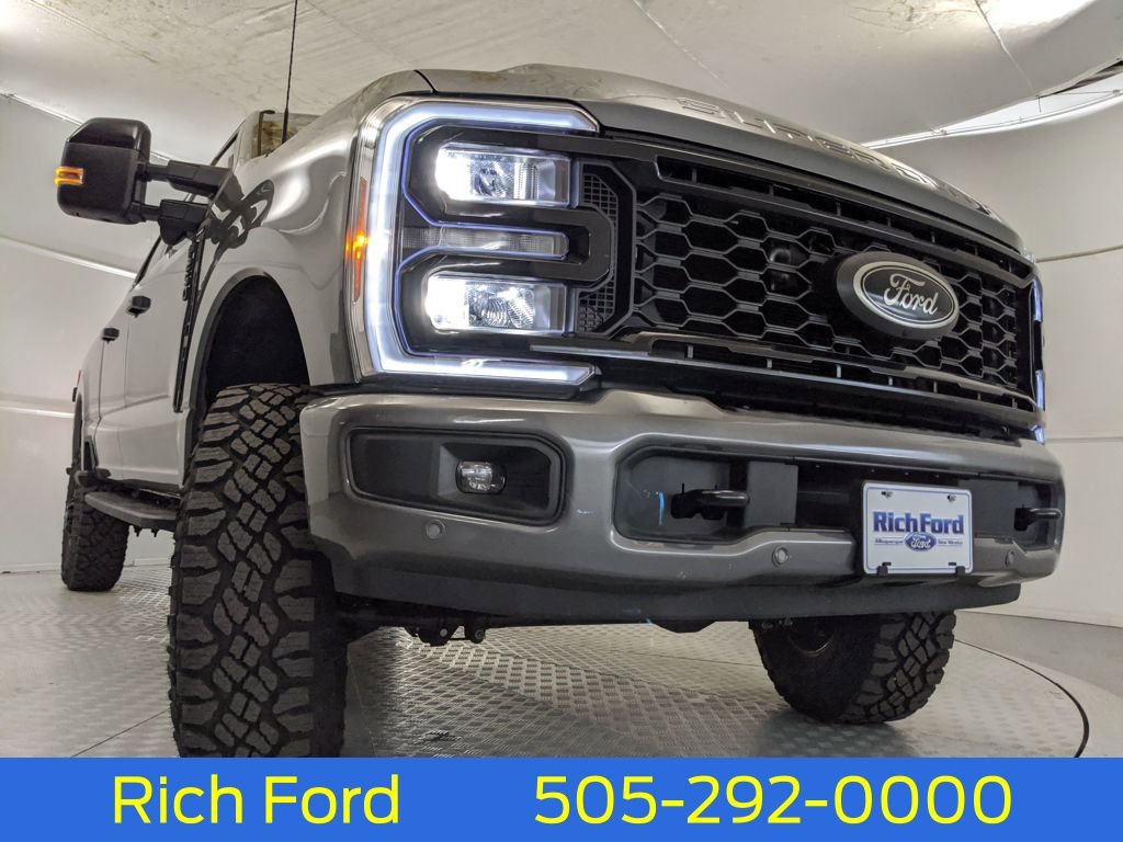 New 2025 Ford F250 Lariat w/ Lariat Ultimate Package image 29