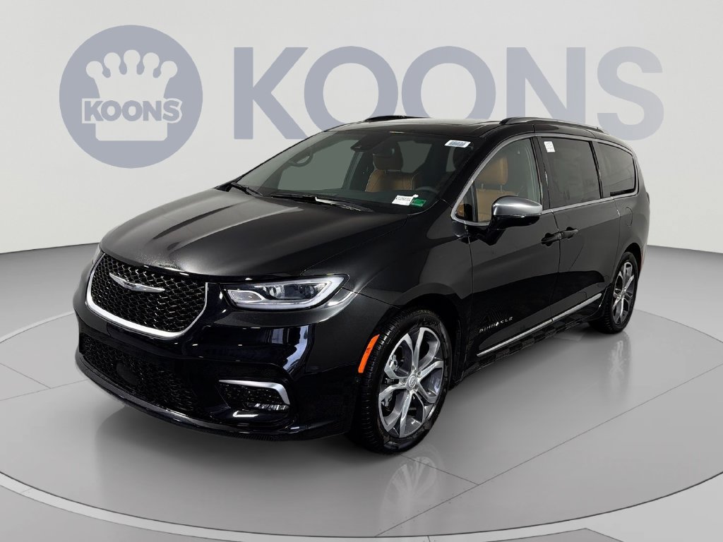 Used 2026 Chrysler Pacifica Pinnacle