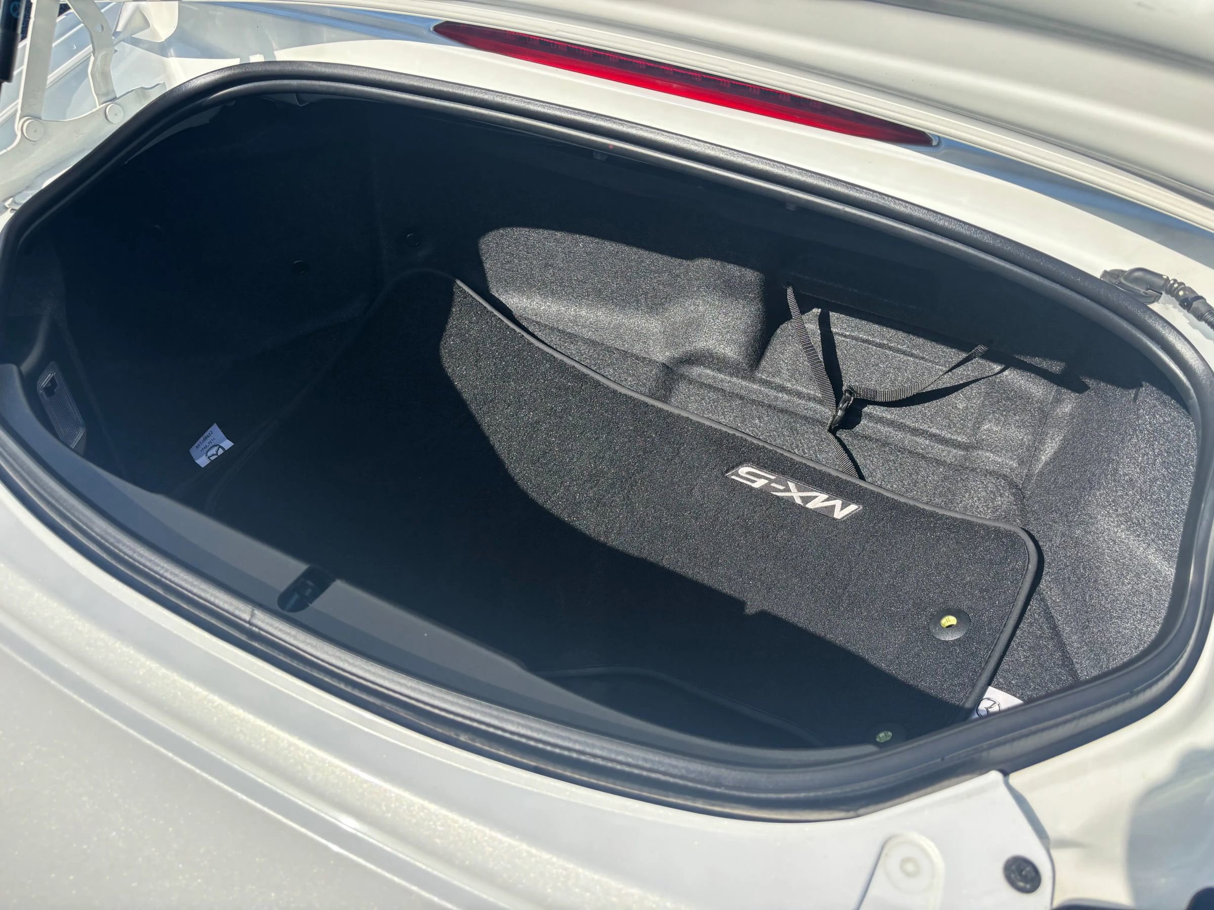 Used 2017 MAZDA MX-5 Miata Grand Touring image 32