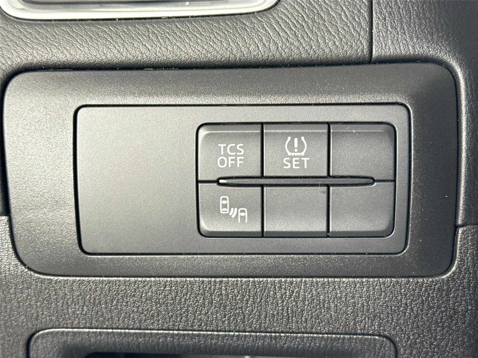 Used 2016 MAZDA CX-5 Touring image 14