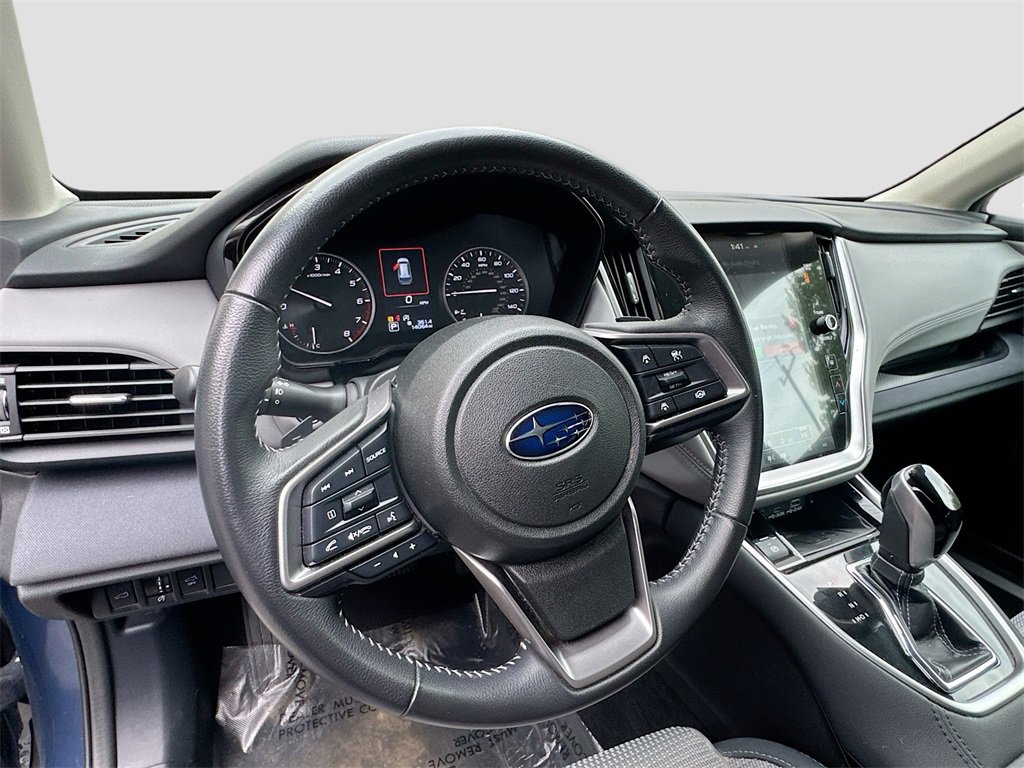 Used 2023 Subaru Outback Premium image 11
