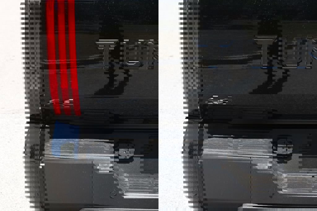 New 2026 Toyota Tundra SR5 image 18