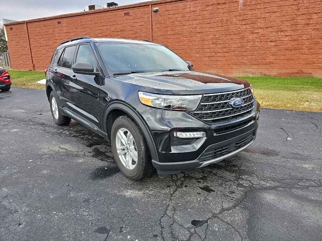 Used 2020 Ford Explorer XLT w/ Equipment Group 202A image 1