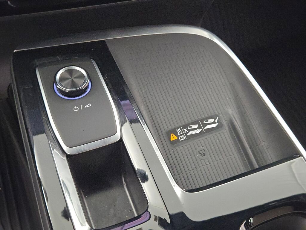 New 2026 Buick Enclave Preferred w/ LPO, Floor Liner Package image 32