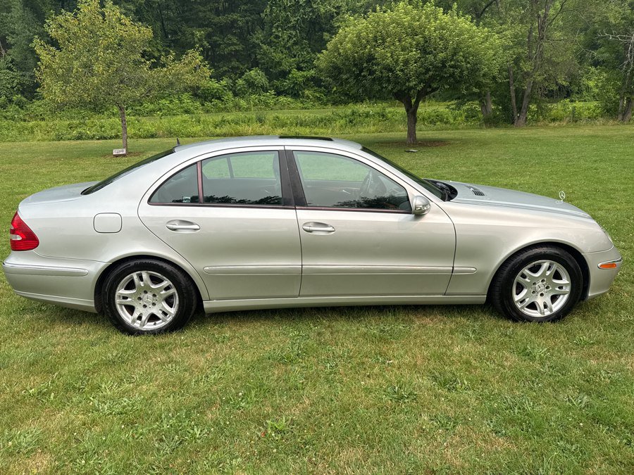 Used 2004 Mercedes-Benz E 320 4MATIC Sedan image 28