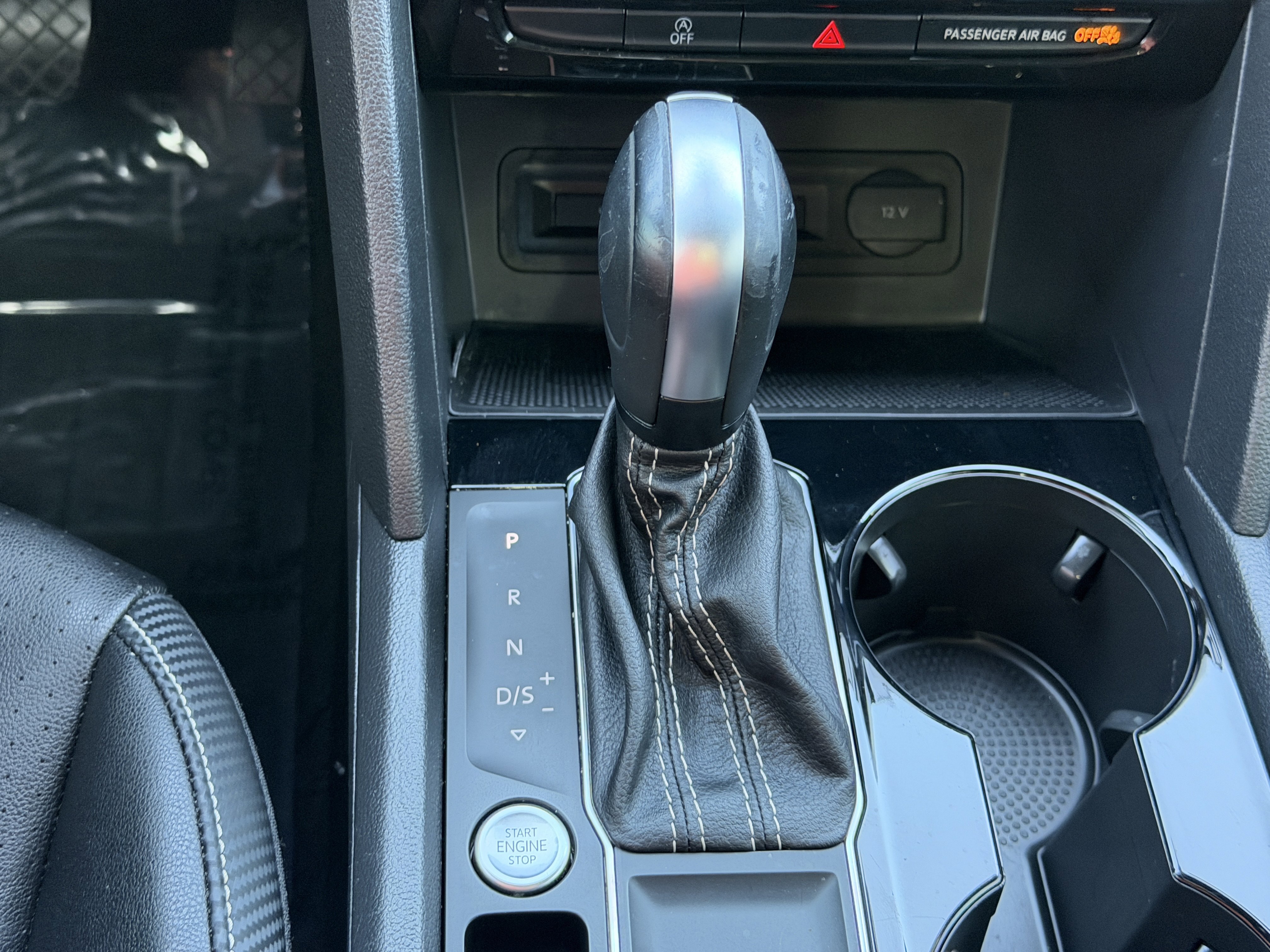 Certified 2023 Volkswagen Atlas Cross Sport SE w/ Panoramic Sunroof Package image 24